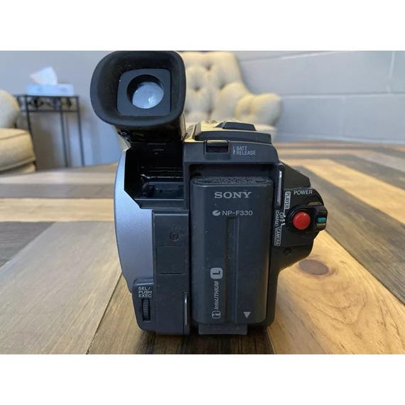 Sony CCD-TR818 Handycam NTSC Hi8 Camcorder Video Camera - Etsy Sony CCD-TR818 Handycam NTSC Hi8 Camcorder Video Camera - Etsy