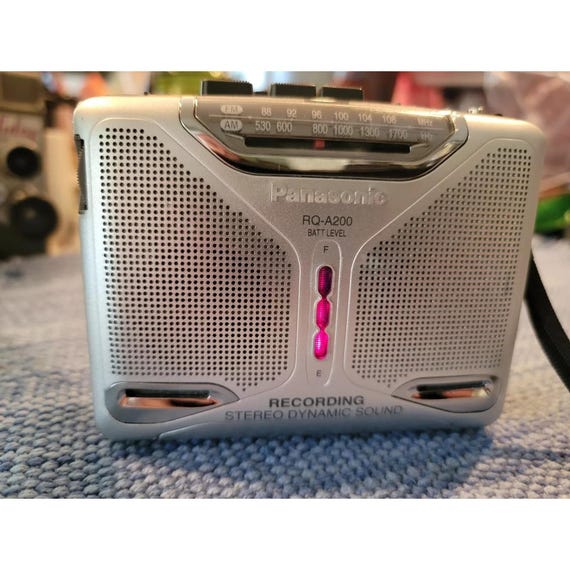 Panasonic　ラジオカセットレコーダー　RQ-A200 パナソニック Panasonic RQ-A200 Portable AM/FM Cassette Player/recorder Tested