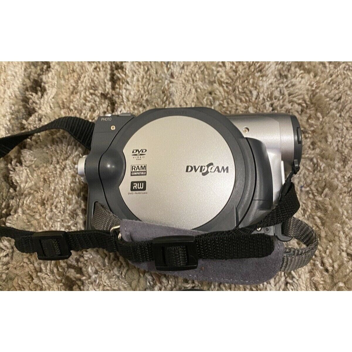 Hitachi DZ-GX5080A DVD Camcorder Cinema Res 30x Zoom 1500X