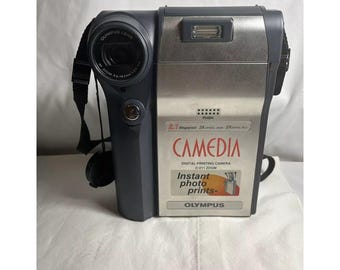 Olympus C-211 CAMEDIA  Zoom Digital Camera