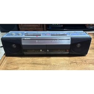 SONY CFS-W301 Boombox Radio Cassette Recorder