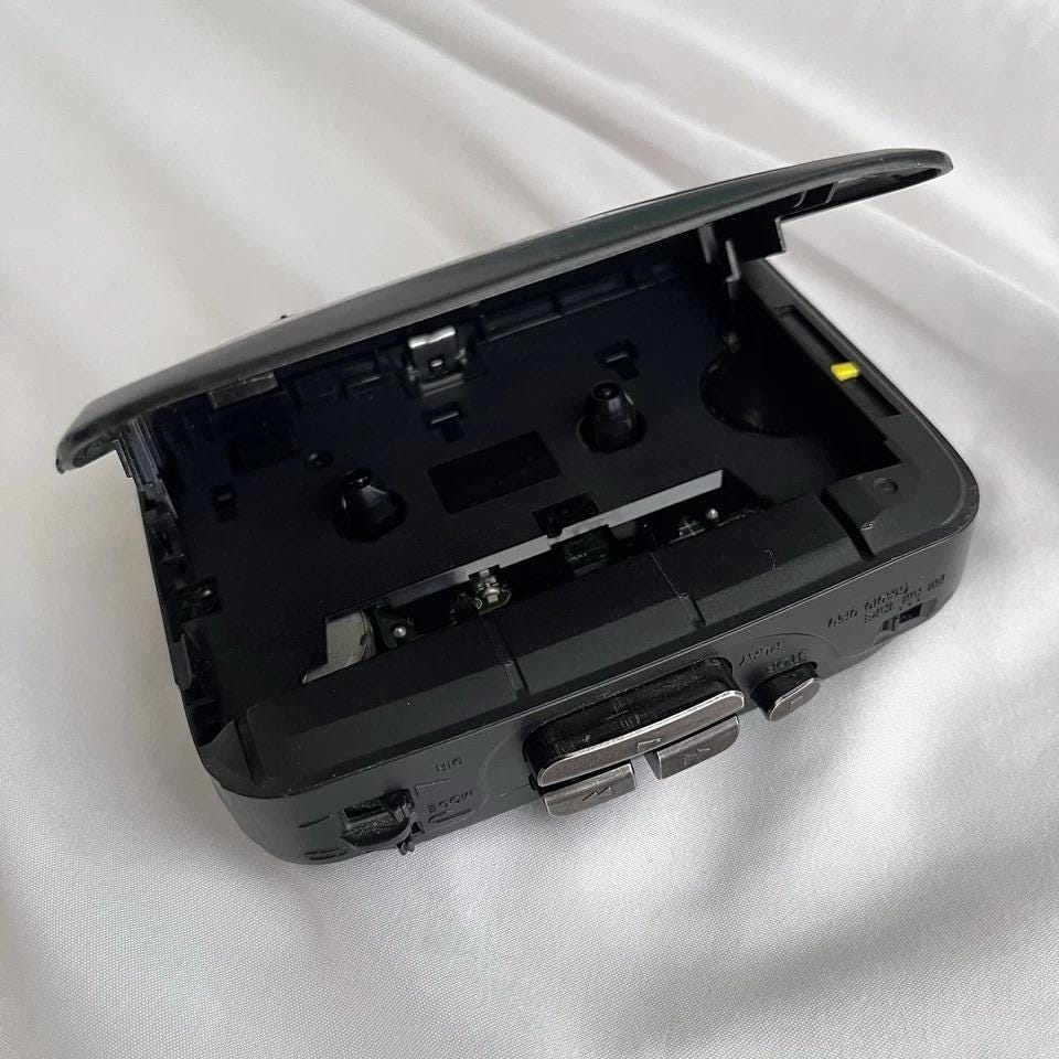 Sony WM-FX303 ウォークマン カセットプレーヤー/ラジオ オート