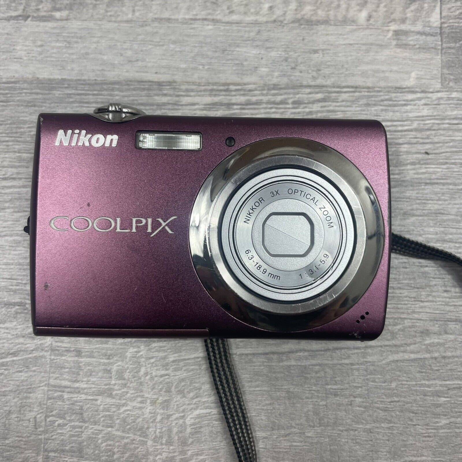 Nikon Coolpix S210 8MP Digital Camera W/ 3x Optical Zoom Brushed Plum