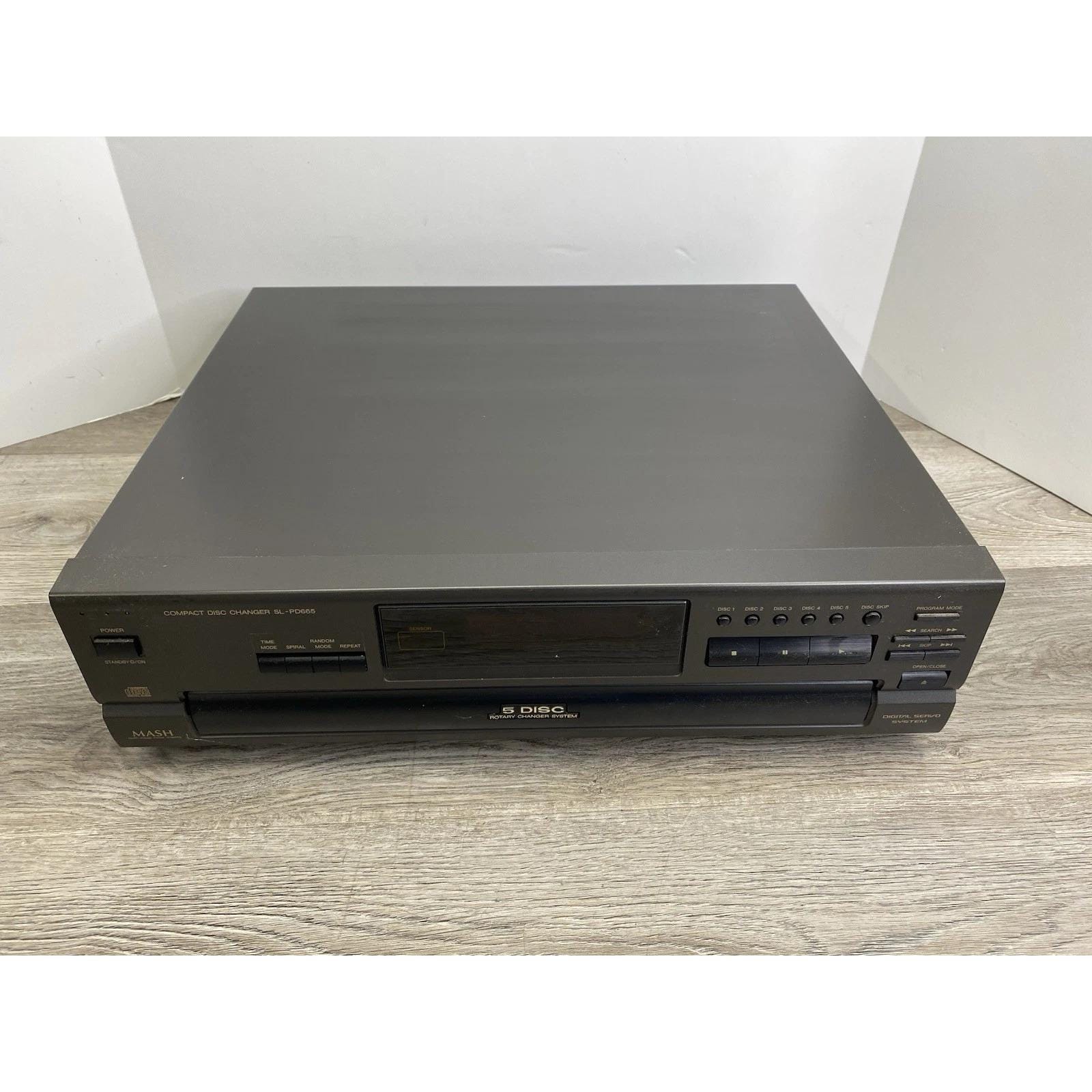 Vintage Technics SL-PD665 MASH 5-disc CD Changer Player: No Remote
