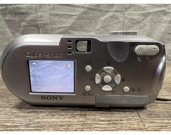 Sony Cyber Shot DSC-P93 Digital Camera - Silver / Smart Zoom 5.1MP