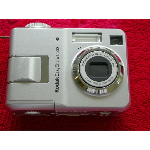 未使用 Kodak EasyShare C533 PD-S3 デジタルカメラ KODAK Easyshare C533~ 5.0MP 3x Zoom ~ Digital Camera