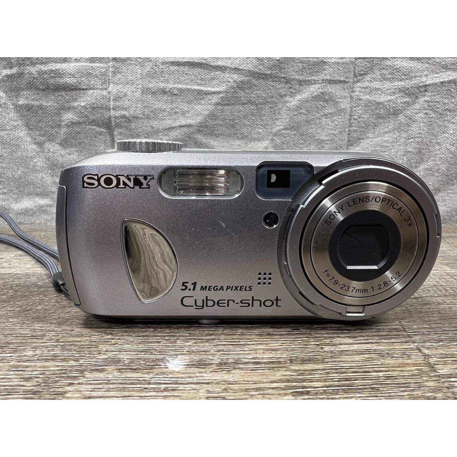 SONY デジカメ cybershot RX100III(DSC-RX100M3) | デジタルスチルカメラ Cyber-shot