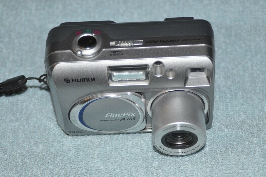 Fujifilm Finepix A205 2.0MP Digital Camera 3X Zoom Silver Etsy