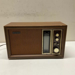 Vintage Sony AM FM Radio, TFM-9450W Tested and Works