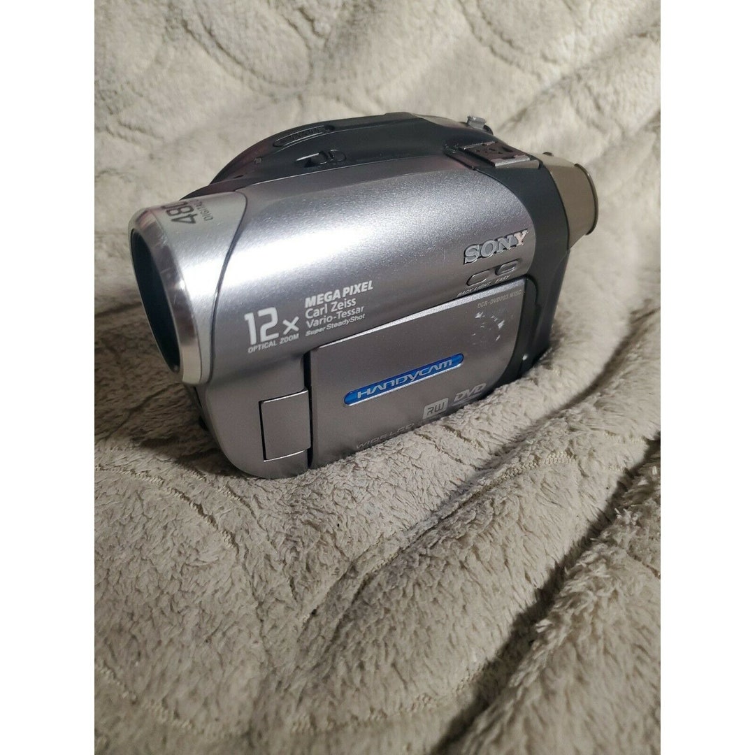 Sony Handycam DCRDVD203 Mini DVD Camcorder Nightshot 12x Optical Zoom
