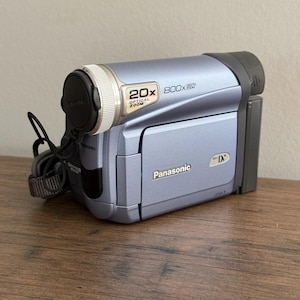 Panasonic PV-GS12 Mini DV Hybrid Camcorder