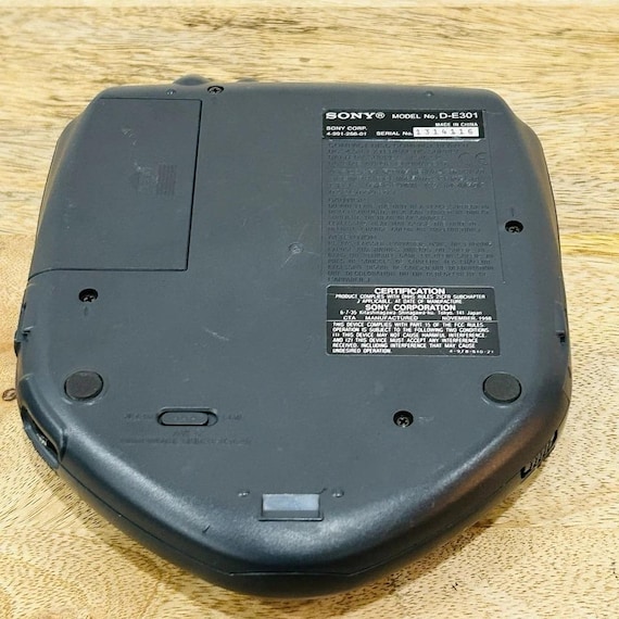 Vintage Sony D-E301 Discman Walkman ESP AVLS Mega Bass Portable CD