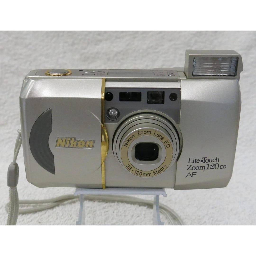 Nikon Lite Touch Zoom 120 ED AF コンパクトカメラ ニコン Lite Touch Zoom 120 ED AF コンパクトカメラ（38-120 mm