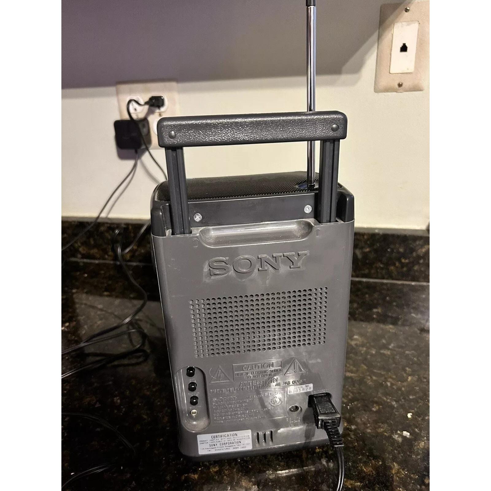 ソニー メガウォッチマン FD-510 ポータブル白黒テレビ FM/AMラジオ