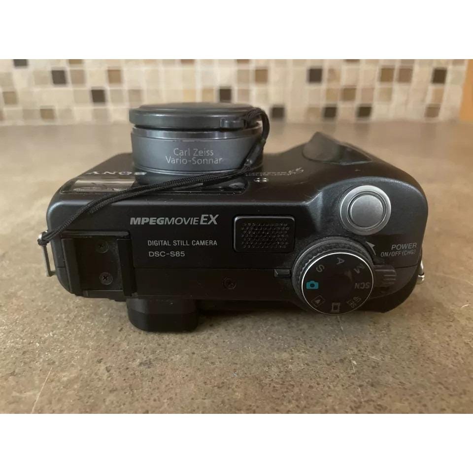 Sony DSC-S85 Cyber-shot 4.1MP Digital Still Camera With 3x Optical