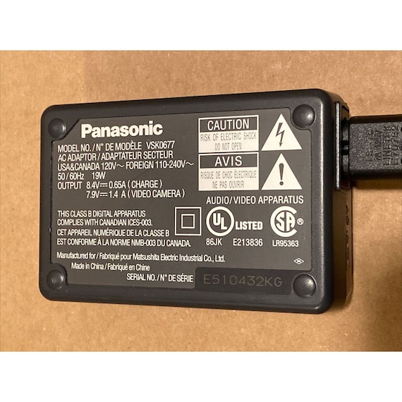 美品✨Panasonic HC-V360 ビデオカメラ ACケーブル バッテリー 楽天市場】パナソニック hc－v360m 充電器の通販