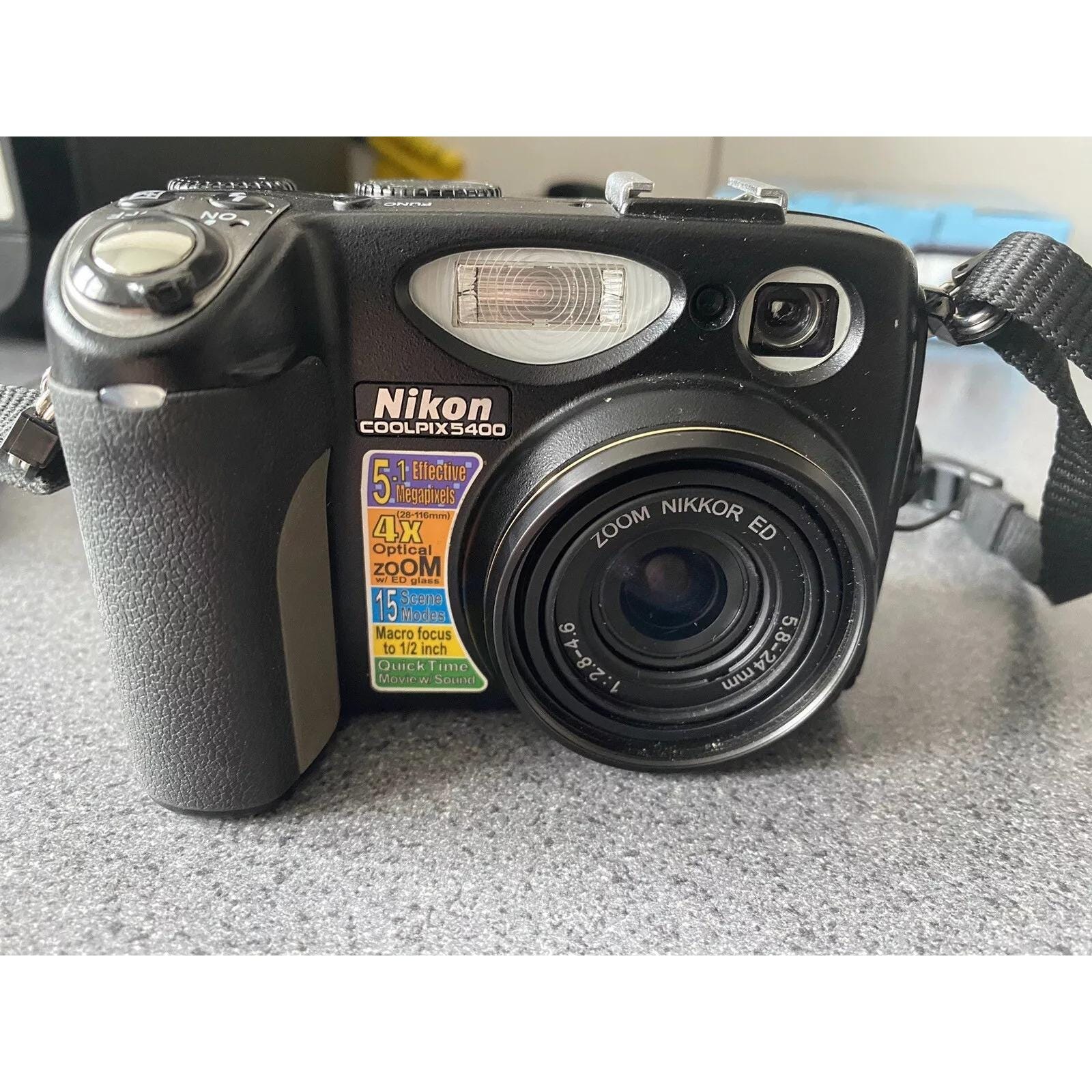 Nikon Coolpix 5400 5.1MP Digital Camera