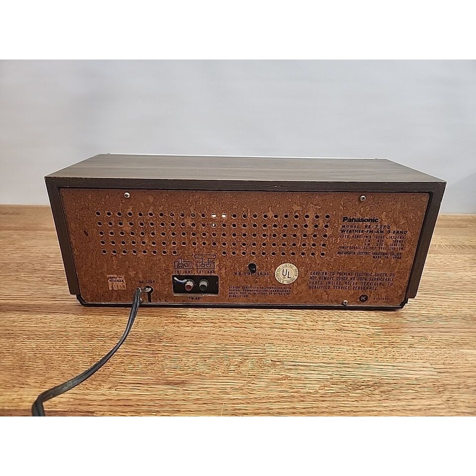 Vintage 1970'S Panasonic RE-7273 Wood Veneer Table Radio AM Fm