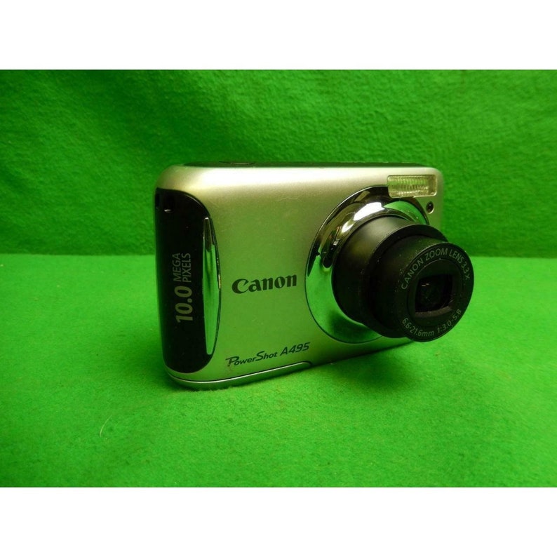 Canon PowerShot A495 10.0MP Digital Camera Silver image 2