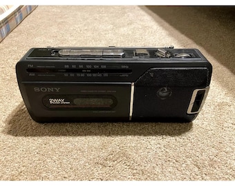 Sony CFM 140II Radio Cassette-Corder  Two Way Speaker