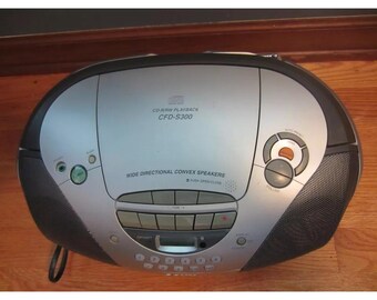 ソニー CFD-S300 メガバス ブームボックス CD プレーヤー/AM-FM ラジオ