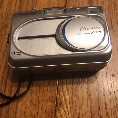 Fujifilm Finepix 2650 2.0MP 3X Optical Zoom Digital Camera Etsy