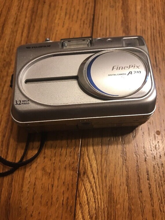 Fujifilm FinePix A210 Digital Camera Etsy 日本