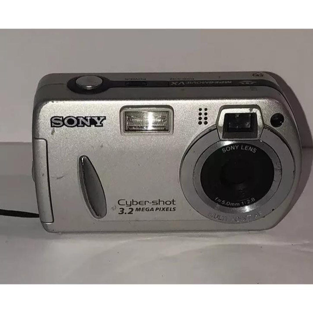 Sony DSC-P32 Cybershot Silver 3.2x Digital Zoom 1.6 in LCD 3.2MP