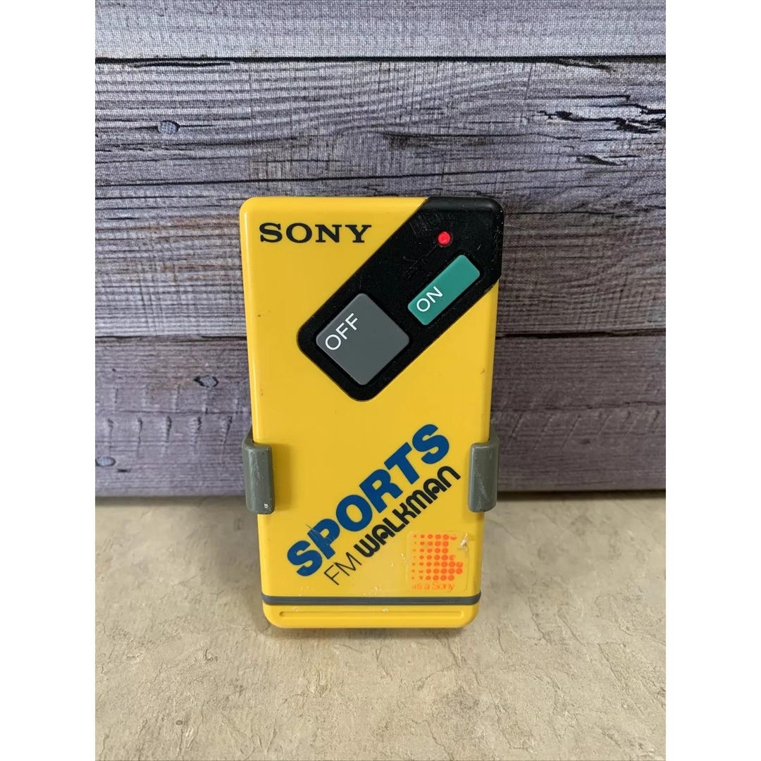 Vintage Sony SRF-4 Sports FM Walkman Portable Radio Tested and