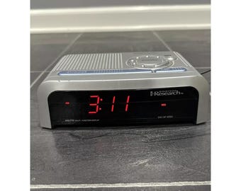 Reloj despertador digital dual con radio AM/FM SmartSet CKS1855 de Emerson Research