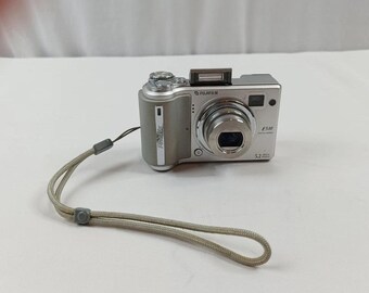 Fujifilm Finepix A345 4.1 MP Digital Camera - Silver #9370 (takes