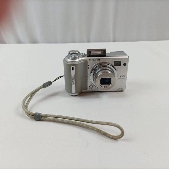 富士フイルム FinePix E510 5MP デジタルカメラ - シルバー - Etsy 日本