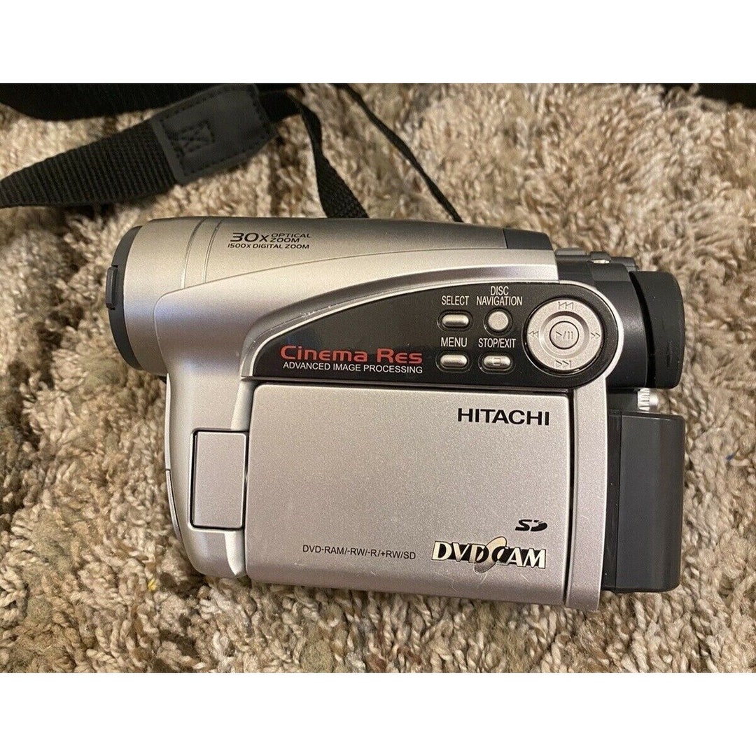 Hitachi DZ-GX5080A DVD Camcorder Cinema Res 30x Zoom 1500X