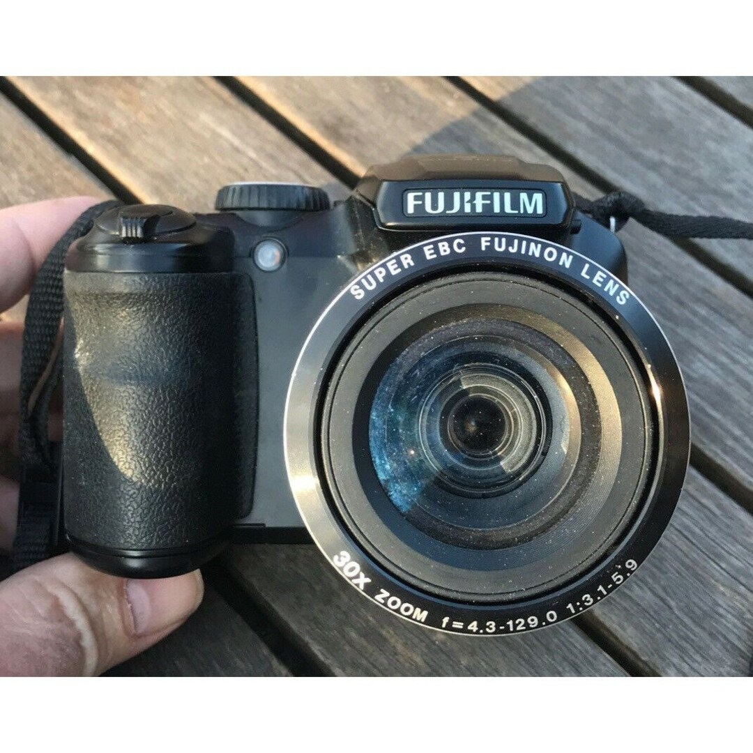 【中古 輸入品】富士フイルム FinePix S4830 16メガピクセル Fujifilm FinePix S4830 16-megapixel Digital Camera for sale