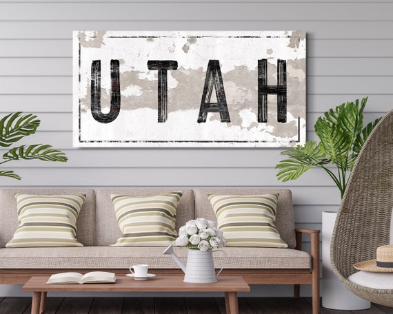 Personalized State Sign, City Sign, Hometown Sign, Town Sign, Rustic Home Art, Vintage Wall Background, Farmhouse Wall Art, Modern Farmhouse