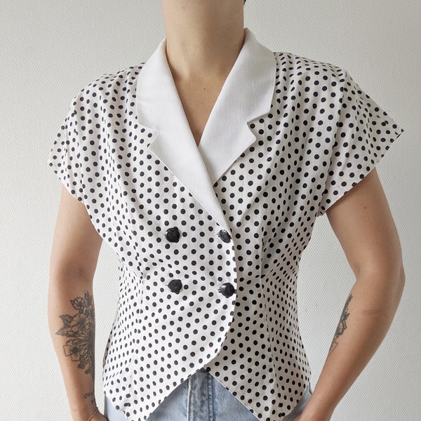 True vintage 80's polka dot waisted blouse with black buttons and white collar S M L