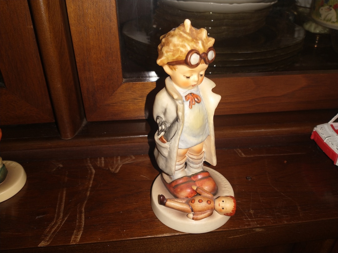 Authentic Antique Goebel Hummel 127 Doctor. 1979-1990 Marking. Made in ...