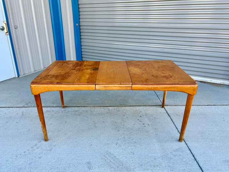 1960s Mid Century Maple Dining Table by Heywood Wakefield image 4