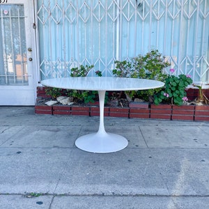 Mid-Century Fiberglass Dining Table Styled After Eero Saarinen