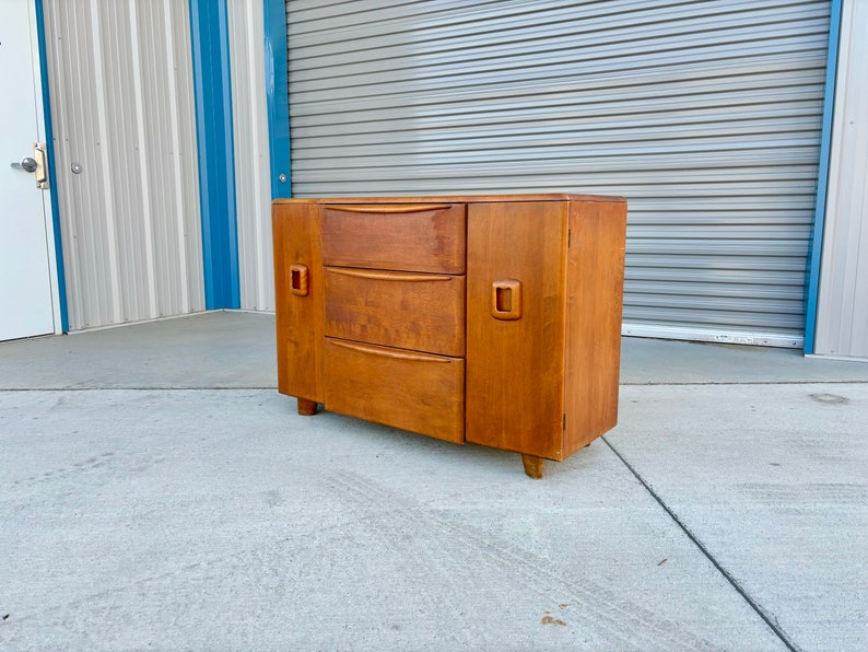 1960s Mid Century Credenza by Heywood Wakefield image 8