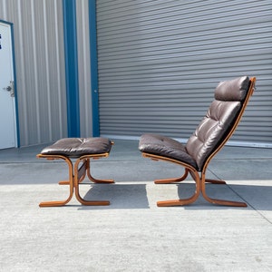 1960s Mid Century Siesta Lounge Chair and Ottoman Set of 2 image 6