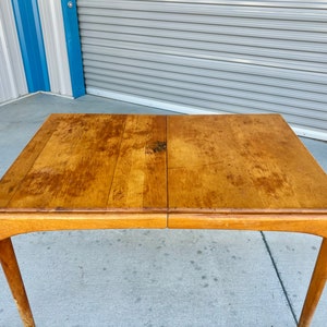 1960s Mid Century Maple Dining Table by Heywood Wakefield image 2