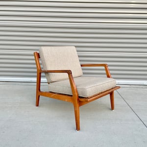 1960s Danish Modern Single Walnut Lounge Chair by Ib Kofod-Larsen for Selig image 1