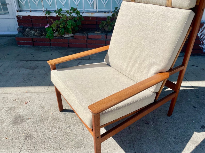 1960s Danish Modern Teak Lounge Chair by Hans Olsen for Juul Kristensen image 4