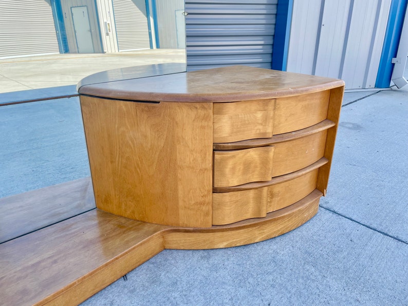 1950s Mid Century Vanity by Heywood Wakefield image 8