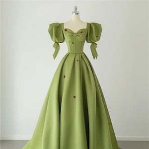 Light green vintage dress online