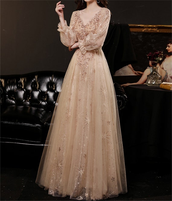 Champagne Prom Dress Star and Moon Gown Dress V-neck Ball Gown Sparkle  Sequins Evening Formal Dress Long Sleeve Graduation Gown Bridal Dress 