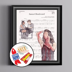 Puede incluir: Una impresión enmarcada de partituras para la canción "Sunset Boulevard" con una ilustración de acuarela de una mujer con la cara oculta por su mano. La mujer lleva un vestido rojo y tiene sangre goteando por su cuerpo. La partitura es para piano y voces.