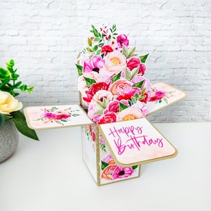 Carte boîte florale de jolies pivoines, carte pour toute occasion
