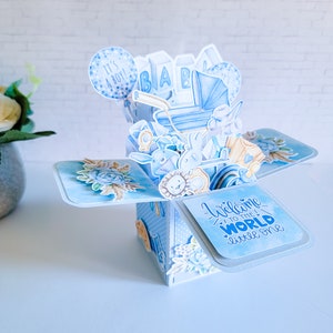 C'est une carte de baby shower de garçon, carte de boîte de baby shower